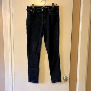 Chicos Platinum dark denim jeggings